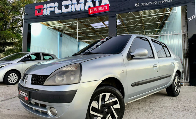 Clio Sedan 1.6 Privilège - 2005