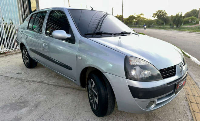 Clio Sedan 1.6 Privilège - 2005-0