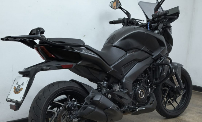 BAJAJ DOMINAR 400  2025 Gasolina-11