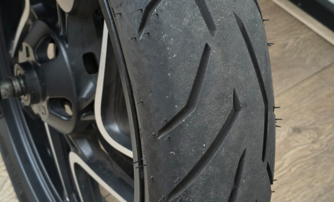 BAJAJ DOMINAR 400  2025 Gasolina-12