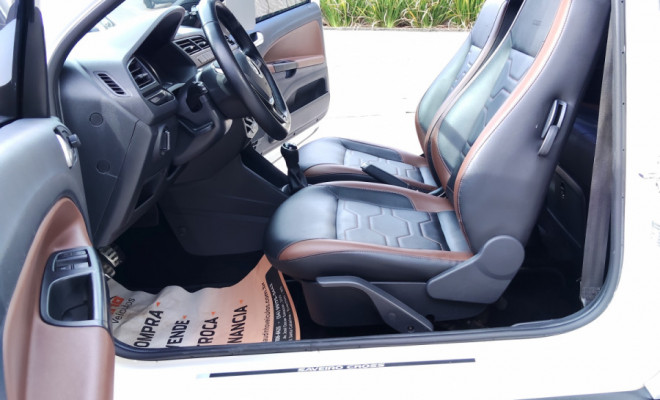 VW - VolksWagen Saveiro CROSS 1.6 T.Flex 16V CD 2022 Flex-12