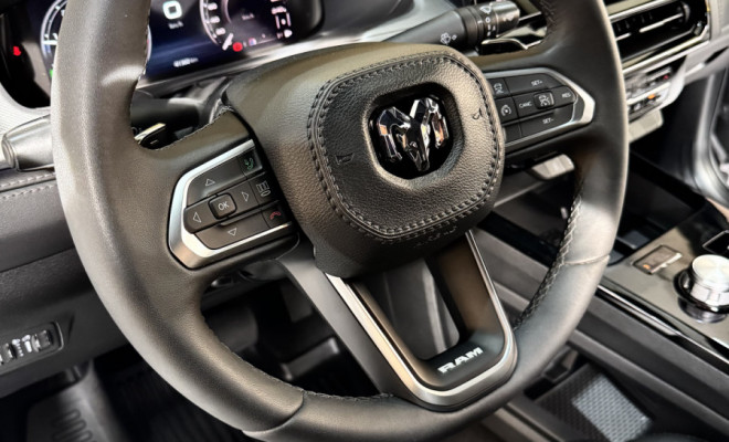 RAM RAMPAGE REBEL HURR.4 2.0 TB CD 4X4 Aut. 2024 Gasolina-7