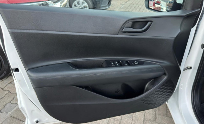 Hyundai HB20 Comfort Plus 1.0 Flex 12V Mec. 2024 Flex-11