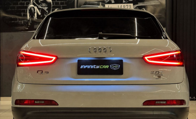 Audi Q3 2.0 TFSI Quat. 170/180cv S-tronic 5p 2015 Gasolina-3