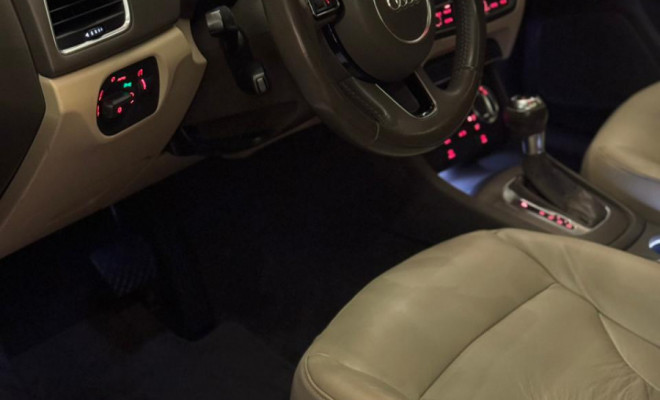 Audi Q3 2.0 TFSI Quat. 170/180cv S-tronic 5p 2015 Gasolina-13