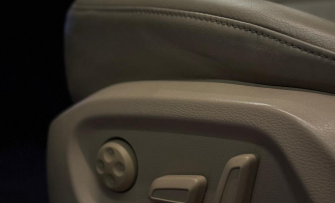 Audi Q3 2.0 TFSI Quat. 170/180cv S-tronic 5p 2015 Gasolina-16