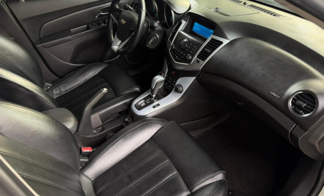 GM - Chevrolet CRUZE LT 1.8 16V FlexPower 4p Aut. 2012 Flex-5