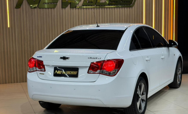 GM - Chevrolet CRUZE LT 1.8 16V FlexPower 4p Aut. 2012 Flex-4