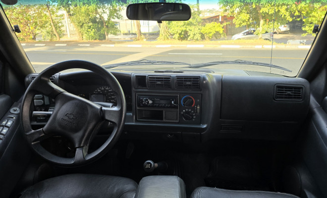 GM - Chevrolet S10 Blazer DLX 2.2 MPFI / EFI 1998 Gasolina-6