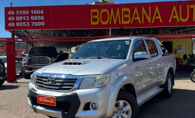 Toyota Hilux CD SRV D4-D 4x4 3.0 TDI Diesel Aut 2015 Diesel