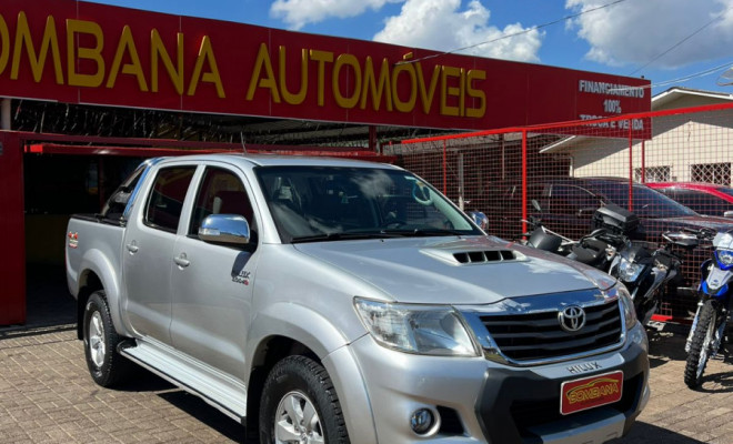 Toyota Hilux CD SRV D4-D 4x4 3.0 TDI Diesel Aut 2015 Diesel-1