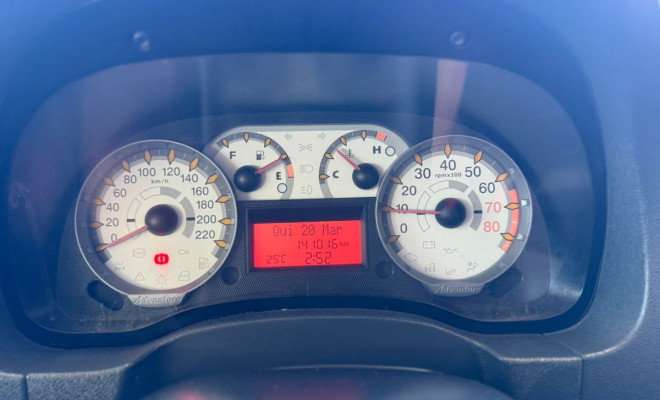 Fiat Strada Adventure1.8/ 1.8 LOCKER Flex CD 2011 Flex-7