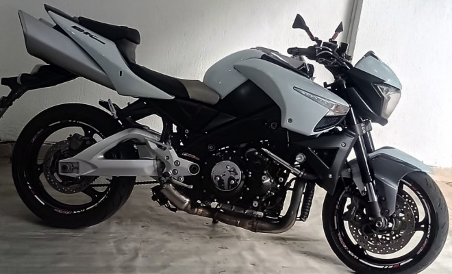 SUZUKI GSX 1300 B-KING 2012 Gasolina-0