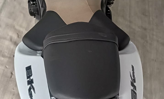 SUZUKI GSX 1300 B-KING 2012 Gasolina-4