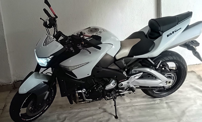 SUZUKI GSX 1300 B-KING 2012 Gasolina