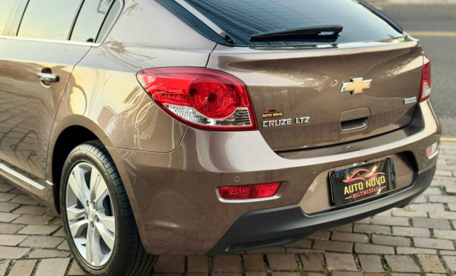 GM - Chevrolet CRUZE HB Sport LTZ 1.8 16V FlexP. 5p Aut 2015 Flex-3