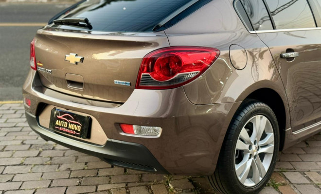 GM - Chevrolet CRUZE HB Sport LTZ 1.8 16V FlexP. 5p Aut 2015 Flex-5