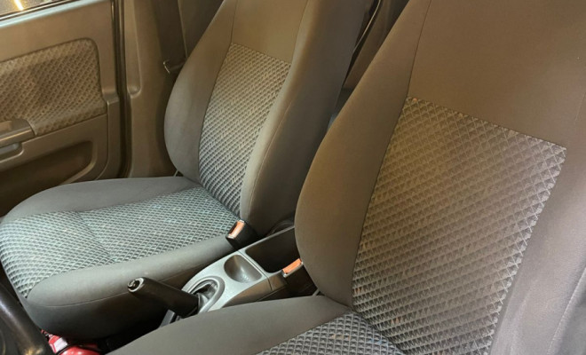 Ford Fiesta 1.6 2006 Flex  100% FINANCIADO   COMPLETO-6