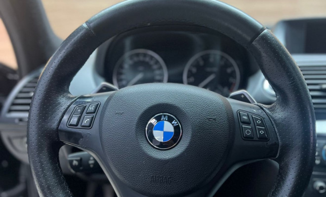 BMW 130iA 3.0 24V 265cv 5p 2011 Gasolina-5