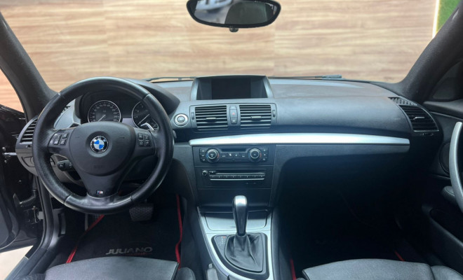 BMW 130iA 3.0 24V 265cv 5p 2011 Gasolina-3