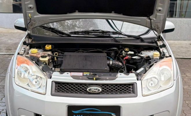 Ford Fiesta Sed. 1.6 8V Flex 4p 2010 Flex-11