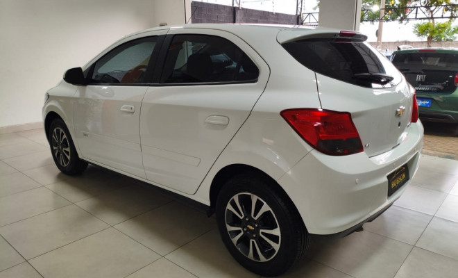 GM - Chevrolet ONIX HATCH LTZ 1.4 8V FlexPower 5p Mec. 2016 Flex-5