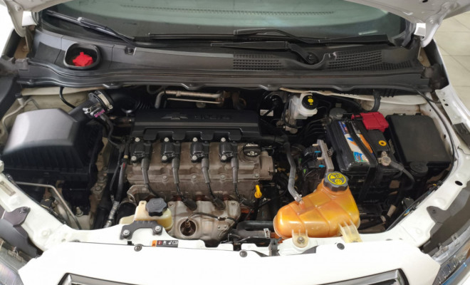 GM - Chevrolet ONIX HATCH LTZ 1.4 8V FlexPower 5p Mec. 2016 Flex-14