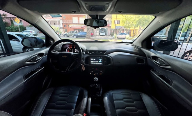 GM - Chevrolet ONIX HATCH LTZ 1.4 8V FlexPower 5p Mec. 2019 Flex-7