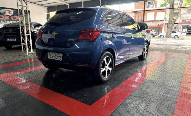 GM - Chevrolet ONIX HATCH LTZ 1.4 8V FlexPower 5p Mec. 2019 Flex-5