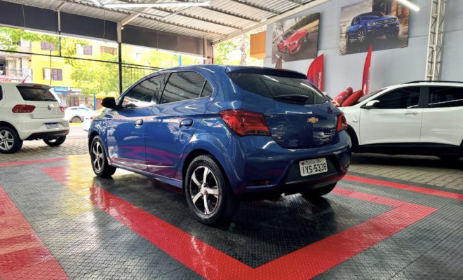 GM - Chevrolet ONIX HATCH LTZ 1.4 8V FlexPower 5p Mec. 2019 Flex-3