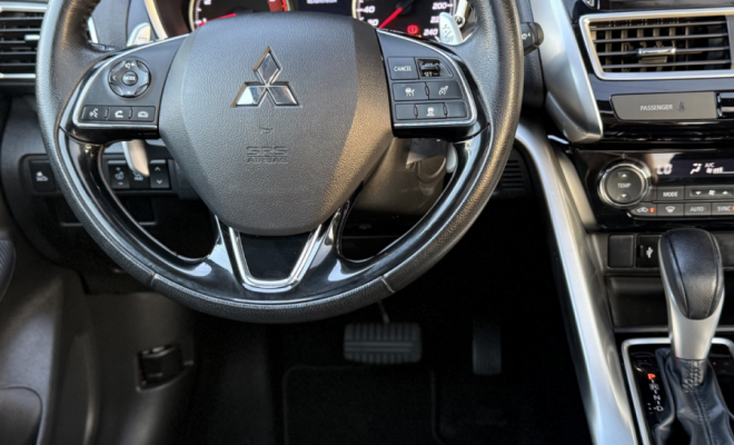 Mitsubishi Eclipse Cross HPE-S 1.5 16V AWC TB 165cv Aut. 2019 Gasolina-5