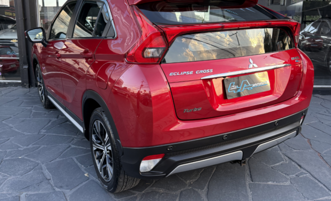 Mitsubishi Eclipse Cross HPE-S 1.5 16V AWC TB 165cv Aut. 2019 Gasolina-13