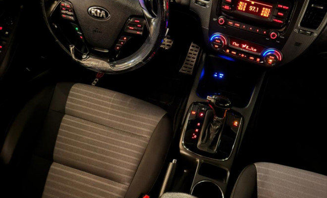 Kia Motors Cerato 1.6 16V  Flex  Aut. 2019 Flex-18