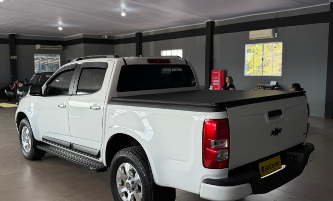 GM - Chevrolet S10 Pick-Up LS 2.4 F.Power 4x2 CD 2014 Flex-4