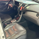 Hyundai Elantra GLS 1.8 16V Aut. 2012 Gasolina-11