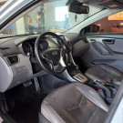 Hyundai Elantra GLS 1.8 16V Aut. 2012 Gasolina-8
