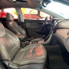 Hyundai Elantra GLS 1.8 16V Aut. 2012 Gasolina-13