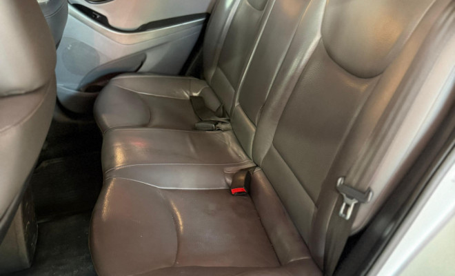Hyundai Elantra GLS 1.8 16V Aut. 2012 Gasolina-15
