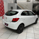 GM - Chevrolet ONIX HATCH LTZ 1.4 8V FlexPower 5p Mec. 2016 Flex-12