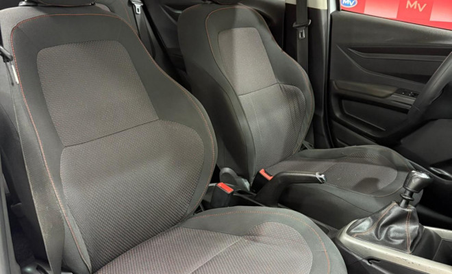 GM - Chevrolet ONIX HATCH LTZ 1.4 8V FlexPower 5p Mec. 2016 Flex-11