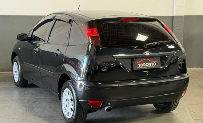 Ford Focus 1.6 S/SE/SE Plus Flex 8V/16V  5p 2009 Flex-1