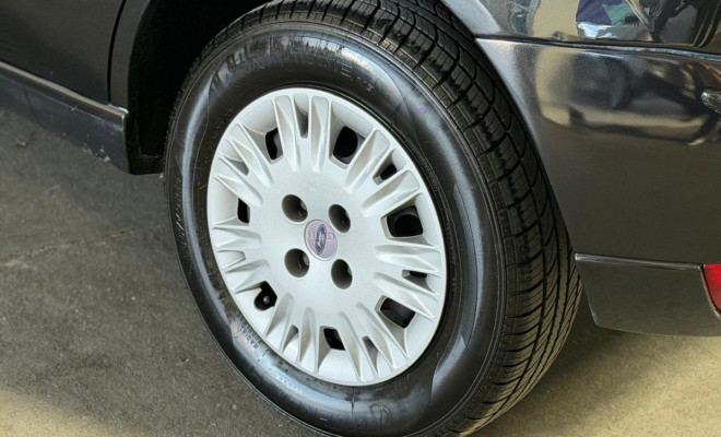 Ford Focus 1.6 S/SE/SE Plus Flex 8V/16V  5p 2009 Flex-7