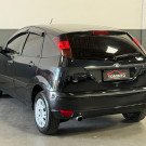 Ford Focus 1.6 S/SE/SE Plus Flex 8V/16V  5p 2009 Flex-1