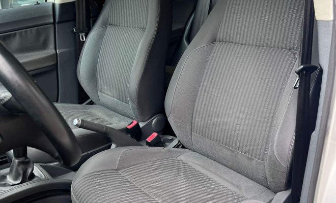 VW - VolksWagen Polo Sedan 1.6 Mi Total Flex 8V 4p 2014 Flex-3