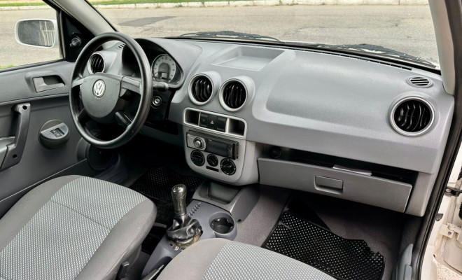 VW Gol Trend 1.0 T. Flex - 2013-6