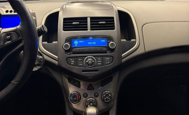 GM - Chevrolet SONIC HB LTZ 1.6 16V FlexPower 5p Aut. 2012 Flex-0