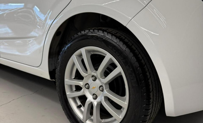 GM - Chevrolet SONIC HB LTZ 1.6 16V FlexPower 5p Aut. 2012 Flex-6