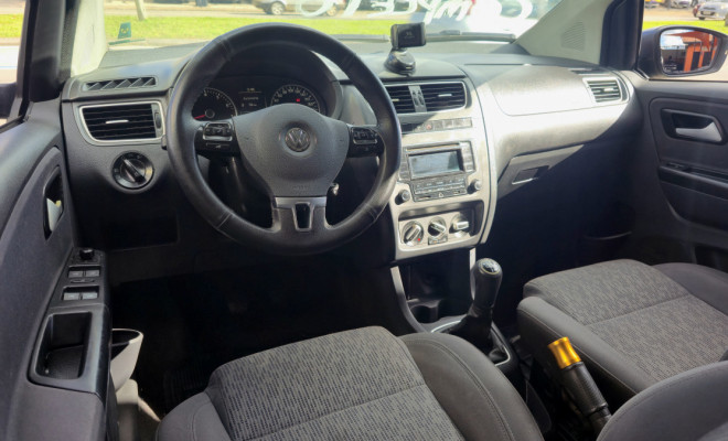 VW - VolksWagen Fox 1.6 Mi Total Flex 8V 5p 2014 Flex-2