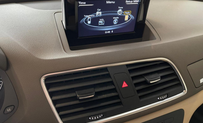 Audi Q3 Attraction 2.0 TFSI Gasolina Aut. 2015-8