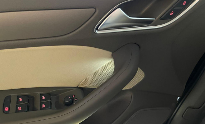 Audi Q3 Attraction 2.0 TFSI Gasolina Aut. 2015-16